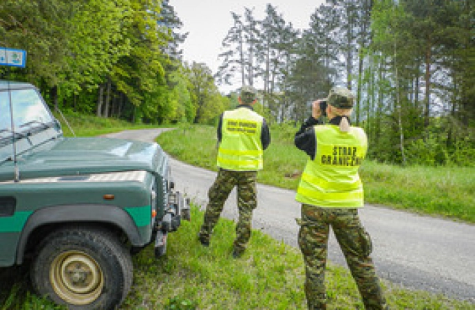 {Turyści z Niemiec za fotografie wykonane na granicy państwowej zapłacili 2 500 zł.}